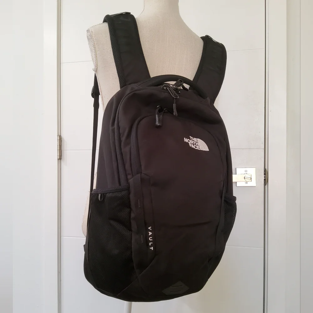 The North Face Vault Black Backpack